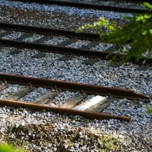 Les voies interrompues